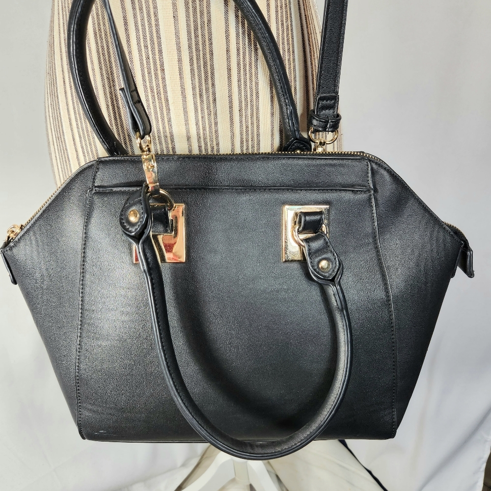Forever 21 Black Faux Leather Convertible Crossbody Satchel Bag Purse Pocketbook